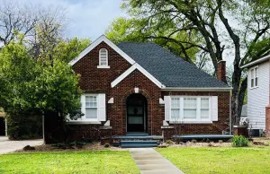 Image of Best Location, comfy bungalow just a10 min.walk to OU Stadium or Campus Corner
