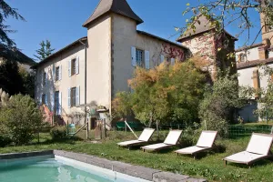 Image of Large house from 1777 with indoor and outdoor pool