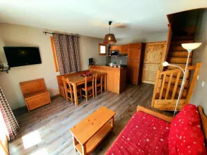 Image of 200m from shops, 4th floor, swimming pool, balcony, parking, tv, ski locker, 50m², Vars