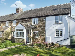 Image of 3 bedroom accommodation in Breadsall, near Derby
