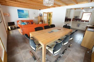 Image of Chalet w\/modern furnishings - great place to spend time with friends