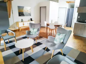 Image of Appartement de charme, à 2 pas du plus beau marché de France.