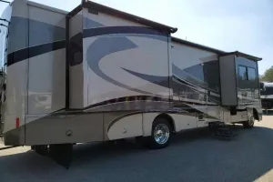 Image of 2011 Winnebago Adventurer 35P - Unit Rental \/ NO site