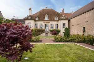 Image of Maison La Cote D’Or - Six Bedroom Villa, Sleeps 12