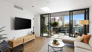 Image of Stylish and Modern Oracle 2 Bedroom Apartment - CoastHM