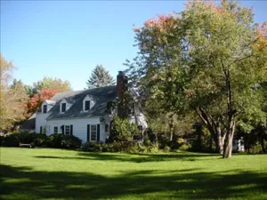Image of Minnetonka Secluded Cul-de-Sac 6 mi. to Mpls.--Gorgeous Acre near I-494 & I-394