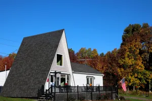 Image of HS Internet Home Nestled In A Perfect Postcard Setting ~ Pet-Friendly And Clean!