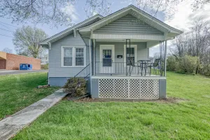 Image of Nice house,Walking distance from Casino (2 Blocks)