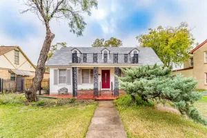 Image of 3 BR, 2 Baths, Pets & family friendly, Historical safe home + 5 miles downtown