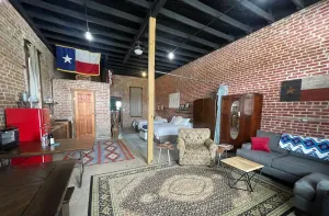 Image of Unique 1870's building with outdoor space to relax
