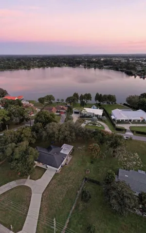 Image of 3\/ 2 kid friendly home, only minutes to Legoland.