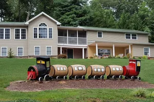 Image of Quiet Apartment in Coolest Small Town in America!