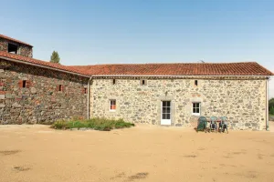 Image of Maison accueillante avec vue sur le lac à Moncoutant