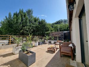 Image of Quiet loft with large terrace & covered parking close to Lyon