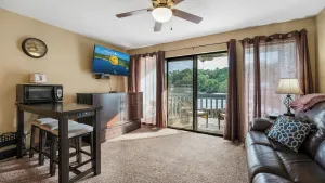 Image of Water front•Step free•Pool•Cable•Roku•Wifi•Boat Slip, Trlr Prkg & small ramp