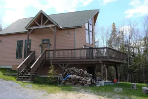 Image of Chalet with Amazing views+ Hot Tub + privacy