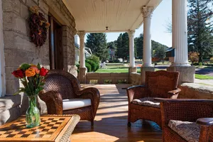 Image of Vacation Home Upscale Great Location Sleeps 10, Dog Friendly