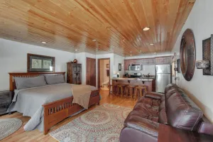 Image of Cozy Streamside Studio - 2 Mi to Taos Ski Resort!