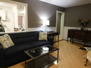 Image of 3 Bedroom Oasis away from home by Downtown McHenry Dogs Welcome near Hospital