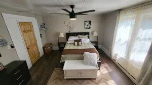 Image of Yogi Nature Stay #2 3 beds with spa shower, smart tv across the street from UPMC
