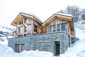 Image of In the heart of the 3 valleys, Chalet 3 designer apartment, 5 gold snowflakes.