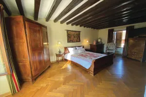 Image of Bach room in house with jacuzzi, swimming pool, terrace and barbecue