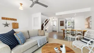 Image of 5 Samarin Court Convenient and Comfortable