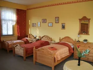 Image of Dormitory Room - Yellow Room - Pension Villa Martha