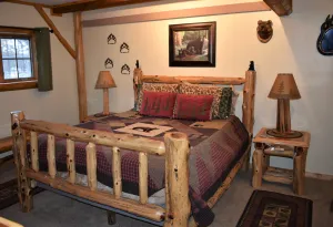 Image of The Bears Den Dakota Dream B&B. Secluded, Close to Custer, Great Breakfast!