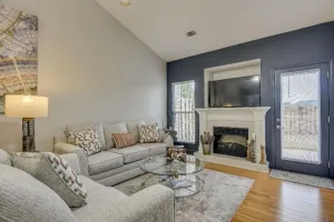 Image of Totally Renovated-2BR 2BA-14 mi from Masters