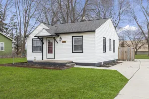 Image of Great Location! Cozy Home with Huge Backyard