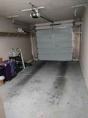 Image of 2b2b Condo in a gated community 10 mins from The Strip, 5 mins from the airport