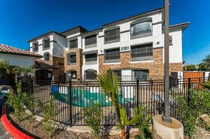 Image of Tempe Studio One bedroom w pool, jacuzzi, gym perfect location