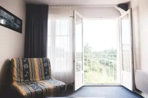 Image of Appart'Hotel La Roche-Posay - 3 Room Apartment 6 People