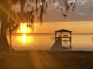 Image of Peaceful Lakefront Cottage