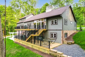 Image of Lakes, Waterfall, Basketball Court: Family Getaway 5-7 bedrooms