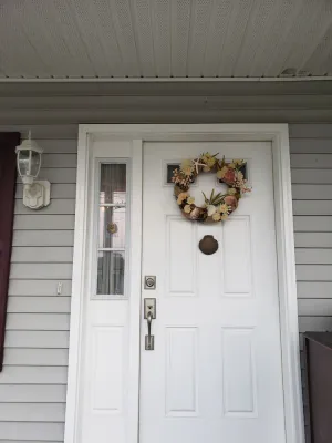 Image of 3 bedroom down the street from the Bay