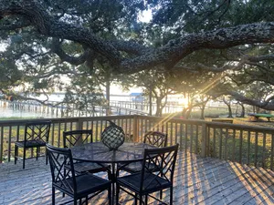Image of Cottage on the Bay