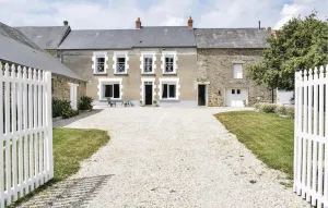 Image of Pet Friendly Home In Aurseulles