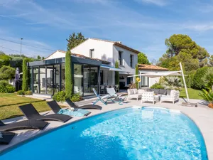 Image of Vacation villa swimming pool and pétanque court !