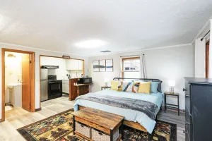 Image of Riverside Retreat*HotTub*2 Suites! 2 Kitchens!