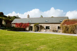 Image of Higher Weddicott Barn