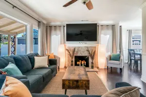 Image of *Family Getaways* Charming Pool Home by Downtown