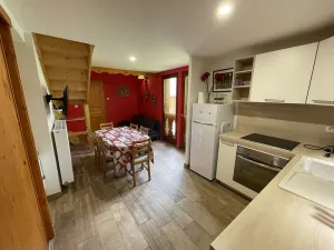 Image of Duplex rénové 2 chambres, proche pistes, navette et gare, avec wifi et équipements complets - FR-1-787-4
