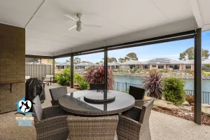 Image of Luxurious Lakefront on Franklin Island