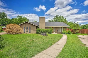 Image of Pet-Friendly Apt - 15 Miles to Downtown Dallas!