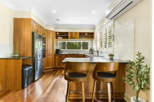Image of Roselawn Manor - 5 Bedroom Entertainer