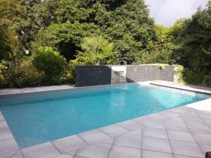 Image of Bassin d'Arcachon family home with swimming pool