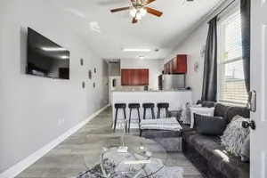 Image of 10min drive to French Quarter\/Bourbon*Free Parking