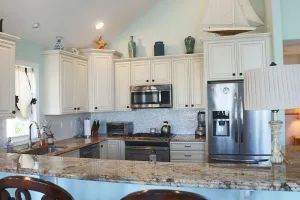 Image of By the Bay Beautiful and Quiet 4 Bedroom Shore House with Fenced In Back Yard